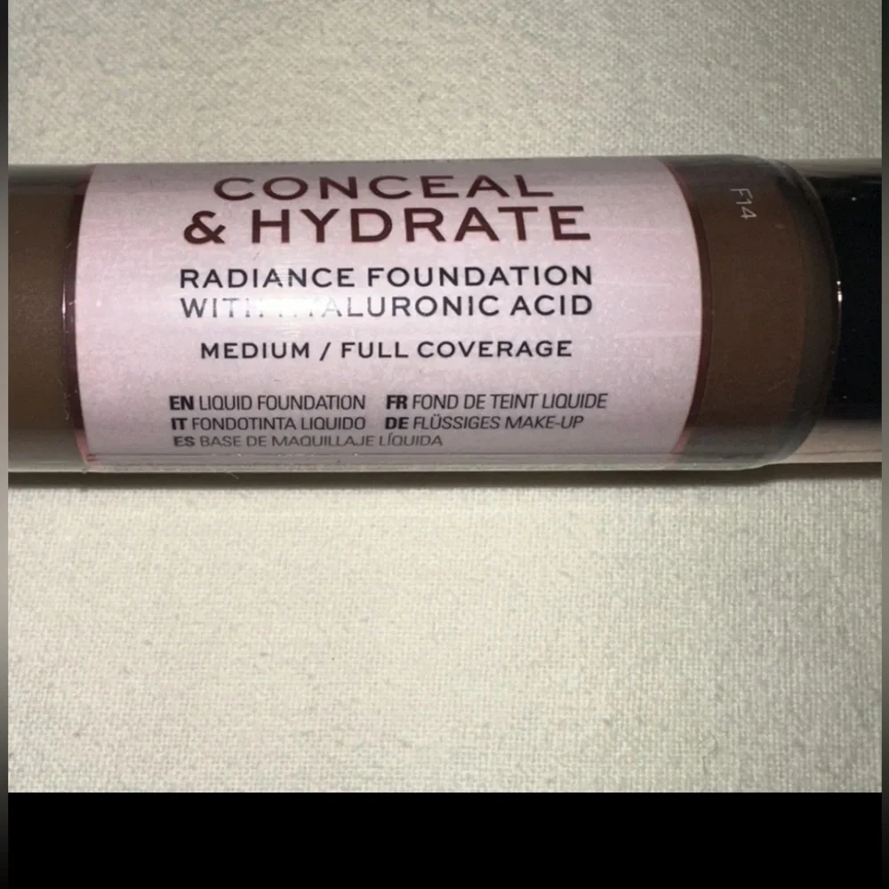 Revolution Conceal & Hydrate Concealer Med-Full Coverage F14